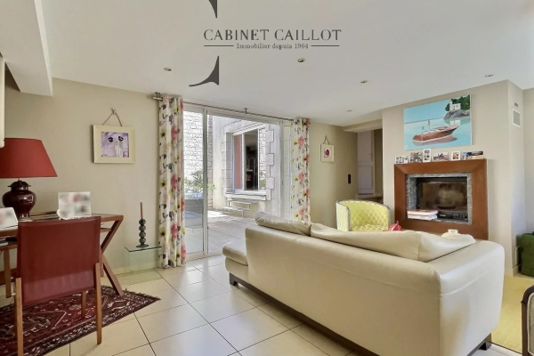 Maison de luxe à vendre à Saintes, 446 250 €, Photo 1
