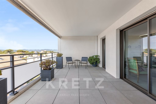 Appartement de luxe à vendre à Saint-Raphaël, 950 000 €, Photo 1