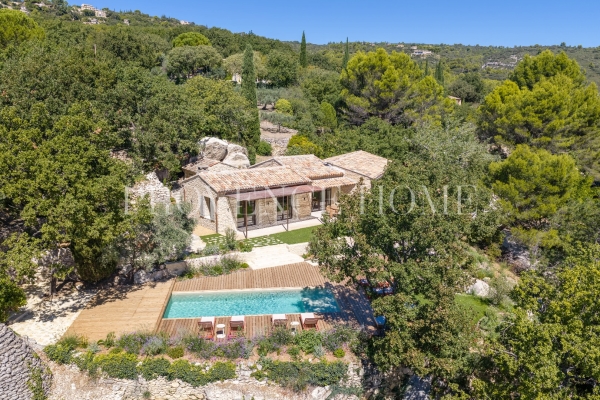 Luxury House for sale in Gordes, 2 550 000 €, Photo 1