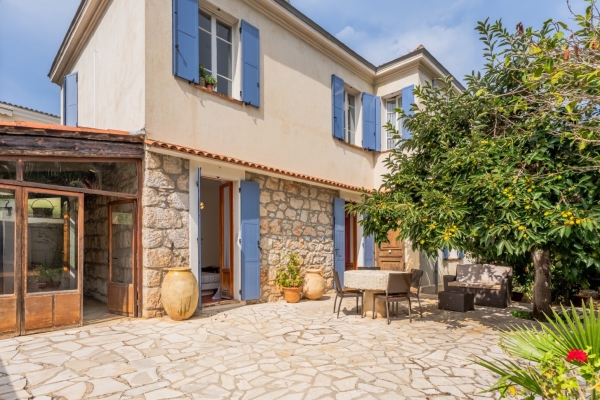 Luxury House for sale in Saint-Jean-Cap-Ferrat, 2 400 000 €, Photo 2