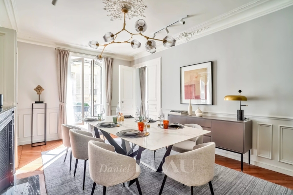 Appartement de luxe à louer à Paris 9ème, 5 750 €, Photo 3