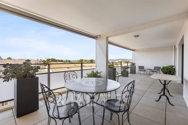 Appartement de luxe à vendre à Saint-Raphaël, 950 000 €, Photo 3