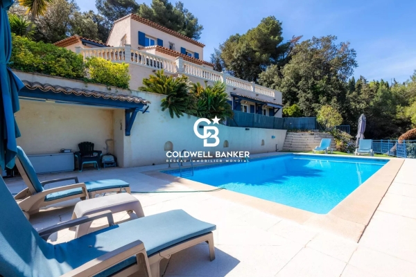 Maison de luxe à vendre à Saint-Laurent-du-Var, 1 580 000 €, Photo 3