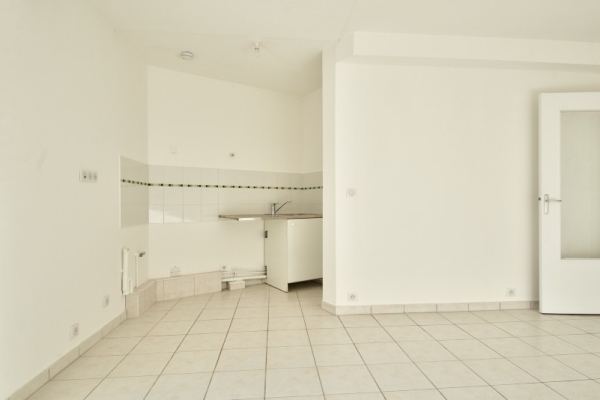 Luxury Apartment for sale in Antibes, 139 000 €, Photo 4