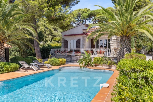 Maison de luxe à vendre à Saint-Cyr-sur-Mer, 945 000 €, Photo 4