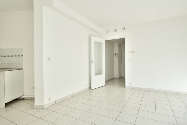 Luxury Apartment for sale in Antibes, 139 000 €, Photo 5