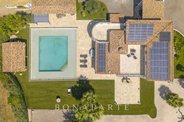 Luxury House for sale in Roquebrune-sur-Argens, 1 390 000 €, Photo 6
