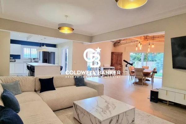 Maison de luxe à vendre à Saint-Laurent-du-Var, 1 580 000 €, Photo 6