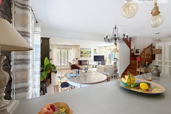 Luxury House for sale in Marseille 11ème, 729 000 €, Photo 1
