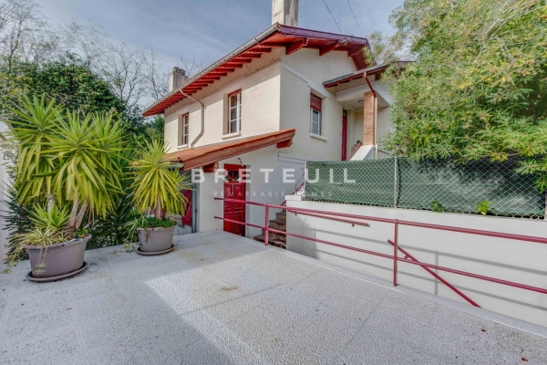 Maison de luxe à vendre à Biarritz, 948 000 €, Photo 1