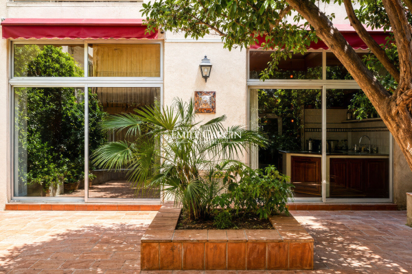 Luxury House for sale in Avignon, 795 000 €, Photo 1