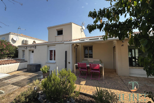 Maison de luxe à vendre à Arvert, 305 000 €, Photo 1
