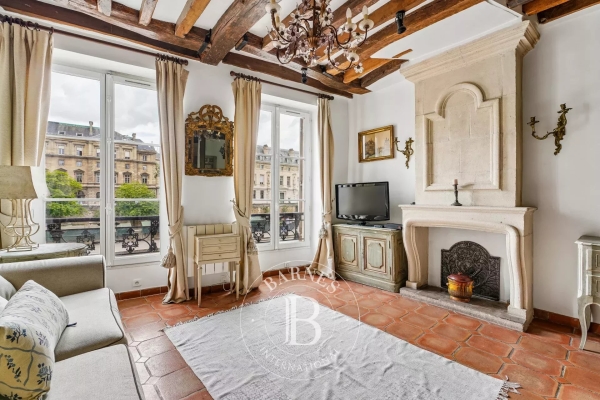 Luxury Apartment for sale in Paris 6ème, 1 270 000 €, Photo 2