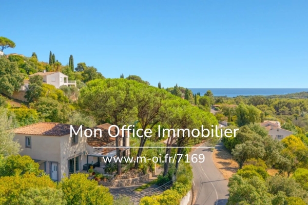 Luxury House for sale in La Croix-Valmer, 1 600 000 €, Photo 2
