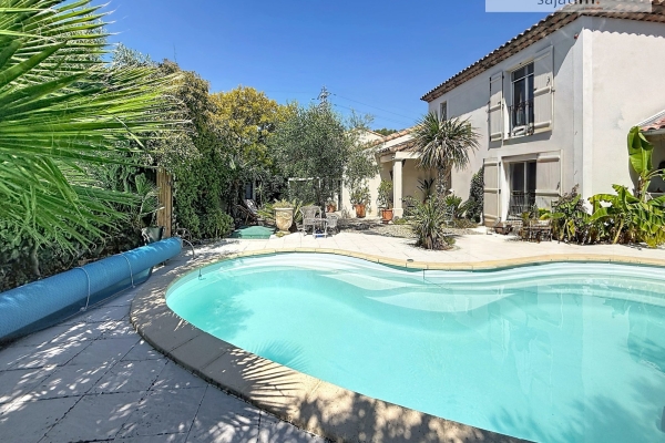 Maison de luxe à vendre à Marseille 11ème, 729 000 €, Photo 3