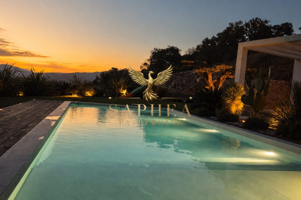 Maison de luxe à vendre à Carqueiranne, 2 250 000 €, Photo 3