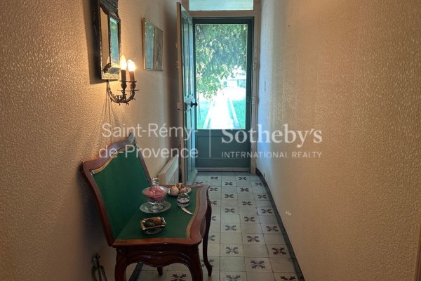 Maison de luxe à vendre à Saint-Rémy-de-Provence, 742 000 €, Photo 3