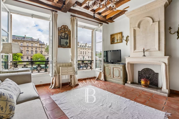 Luxury Apartment for sale in Paris 6ème, 1 270 000 €, Photo 3