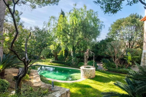 Luxury House for sale in Antibes, 2 850 000 €, Photo 4