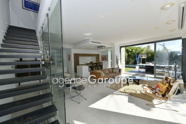Maison de luxe à vendre à Cap d'Antibes, 2 200 000 €, Photo 4