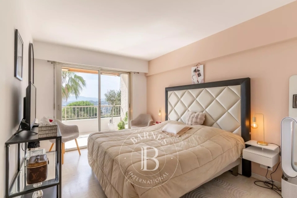 Luxury Apartment for sale in Le Cannet, 530 000 €, Photo 5
