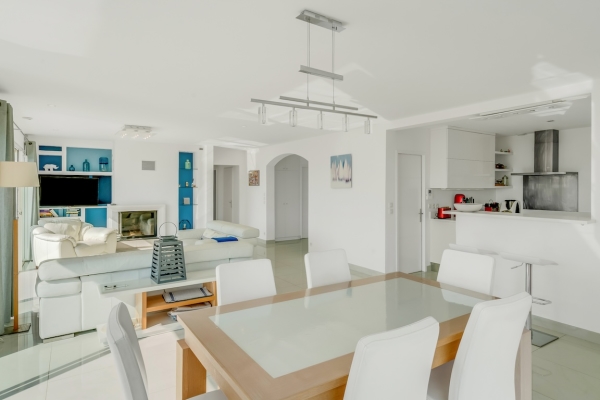 Maison de luxe à vendre à Cavalaire-sur-Mer, 1 970 000 €, Photo 6