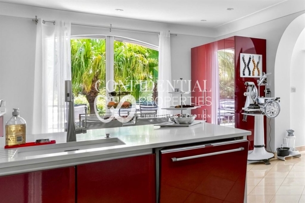 Maison de luxe à vendre à Sanary-sur-Mer, 2 890 000 €, Photo 7