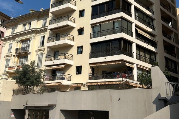 Appartement de luxe à vendre à Beausoleil, 980 000 €, Photo 1