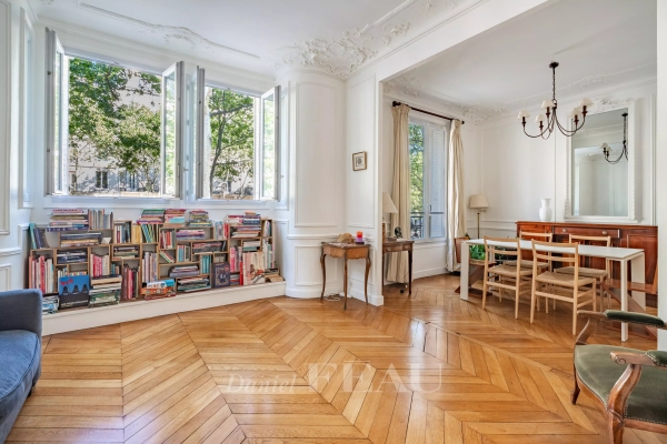 Appartement de luxe à vendre à Paris 7ème, 1 095 000 €, Photo 1