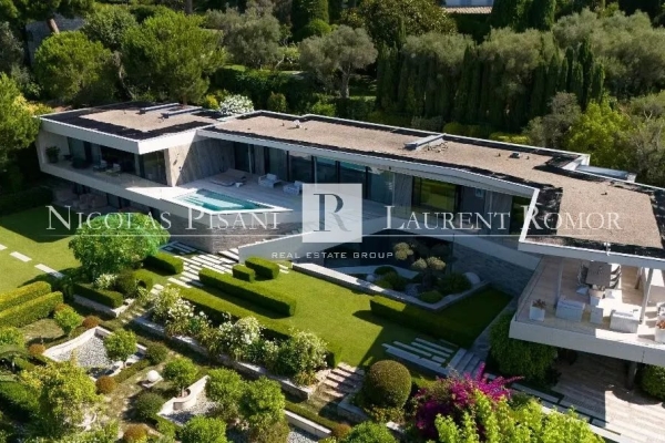 Maison de luxe à vendre à Antibes, 22 000 000 €, Photo 1
