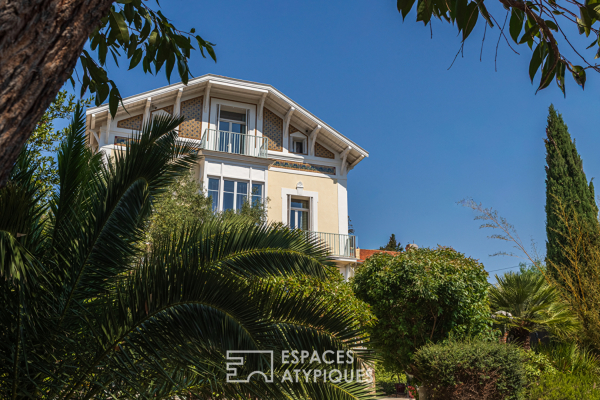Maison de luxe à vendre à Hyères, 1 370 000 €, Photo 1