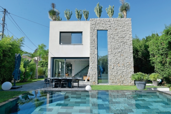 Maison de luxe à vendre à Cap d'Antibes, 2 200 000 €, Photo 1