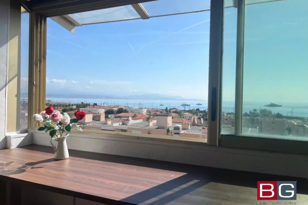 Luxury Apartment for sale in Antibes, 192 000 €, Photo 1