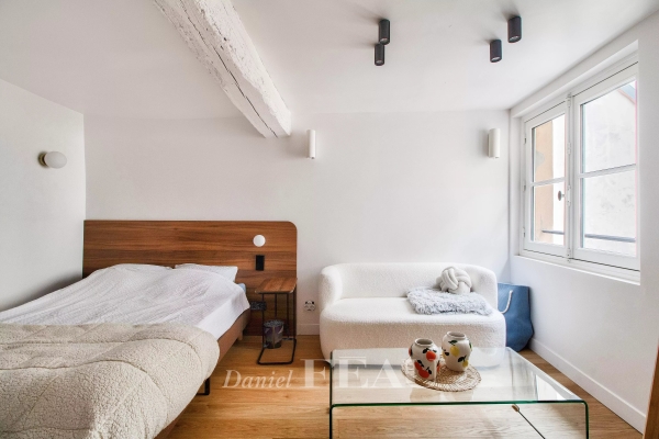 Appartement de luxe à vendre à Paris 7ème, 350 000 €, Photo 1