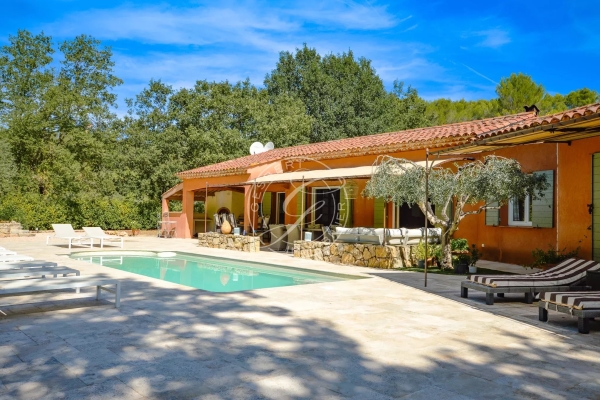 Maison de luxe à vendre à Lorgues, 795 000 €, Photo 2