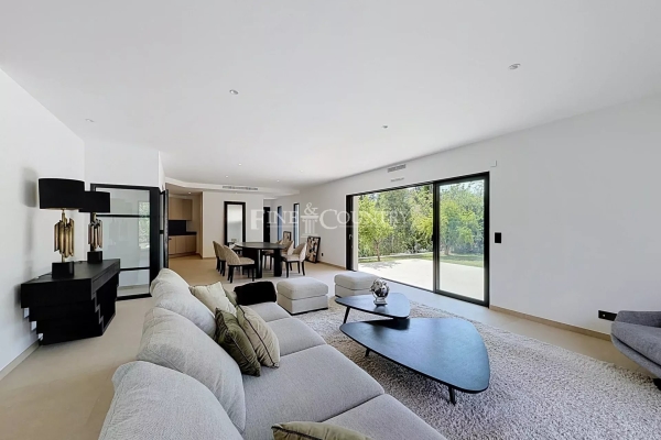 Maison de luxe à vendre à Mougins, 1 375 000 €, Photo 3