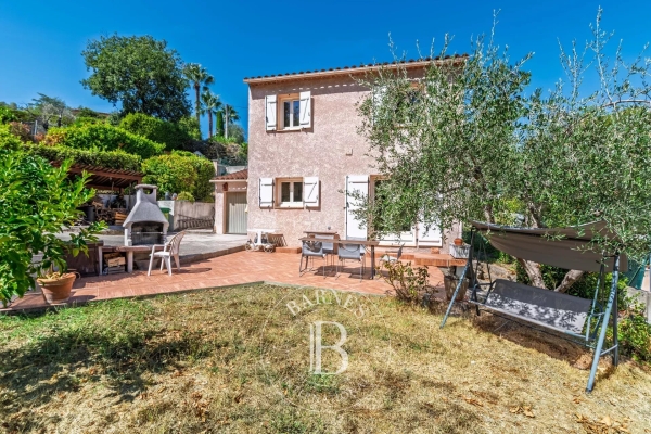 Maison de luxe à vendre à Biot, 610 000 €, Photo 1