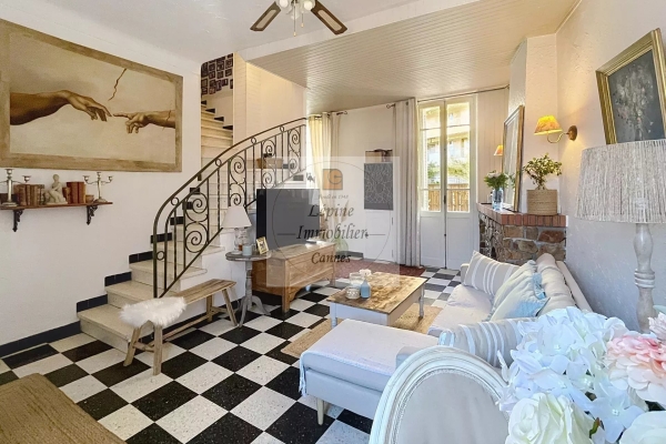 Appartement de luxe à vendre à Cannes, 689 000 €, Photo 1