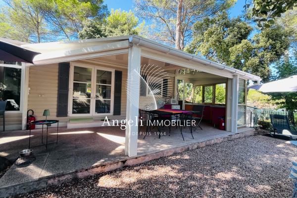 Maison de luxe à vendre à Fréjus, 155 000 €, Photo 1