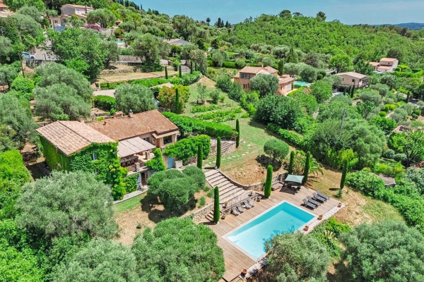 Maison de luxe à vendre à Châteauneuf-Grasse, 2 290 000 €, Photo 1
