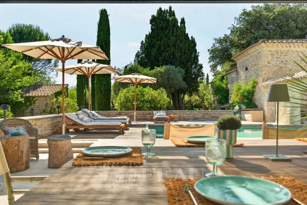 Maison de luxe à vendre à Grignan, 2 980 000 €, Photo 1