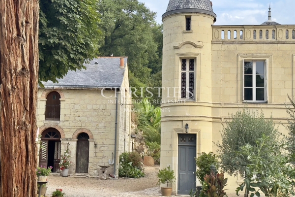 Maison de luxe à vendre à Saumur, 745 000 €, Photo 2
