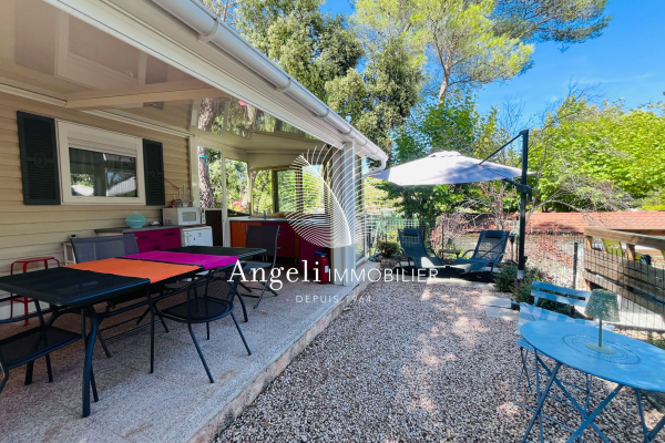 Maison de luxe à vendre à Fréjus, 155 000 €, Photo 2
