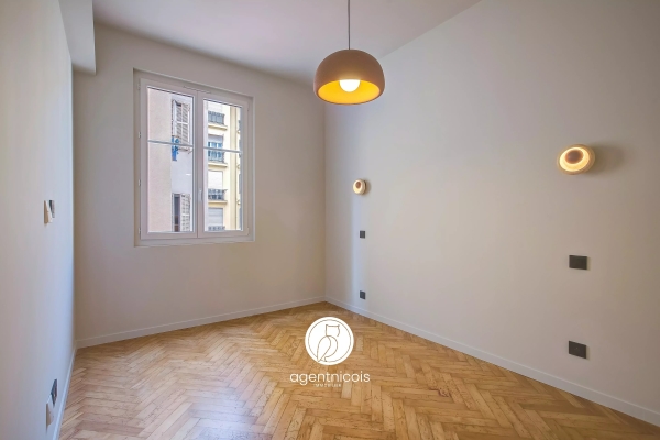 Appartement de luxe à vendre à Nice, 390 000 €, Photo 3