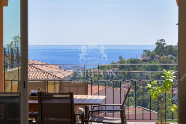Appartement de luxe à vendre à Mandelieu-la-Napoule, 599 000 €, Photo 1