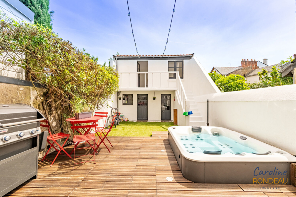 Maison de luxe à vendre à Nantes, 541 840 €, Photo 1