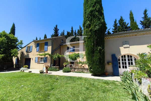 Maison de luxe à vendre à Valréas, 650 000 €, Photo 1