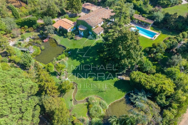 Maison de luxe à vendre à Châteauneuf-Grasse, 3 190 000 €, Photo 1