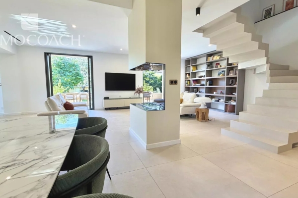 Maison de luxe à vendre à Hyères, 1 399 000 €, Photo 3