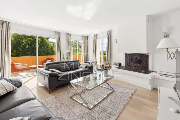 Maison de luxe à vendre à Mandelieu-la-Napoule, 840 000 €, Photo 3